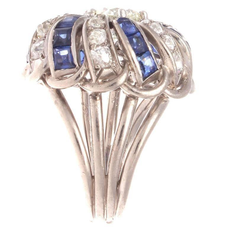 1950s Retro 1.07 Carat Diamond Sapphire Platinum Ring In Excellent Condition In Beverly Hills, CA