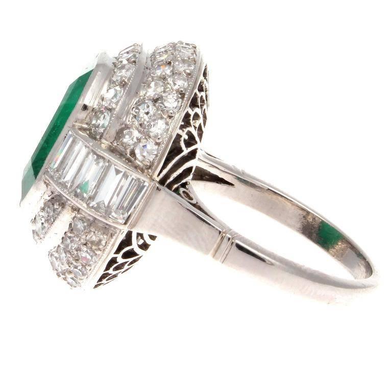 5.45 Carat AGL Certified Colombian Emerald Diamond Platinum Ring In Excellent Condition In Beverly Hills, CA