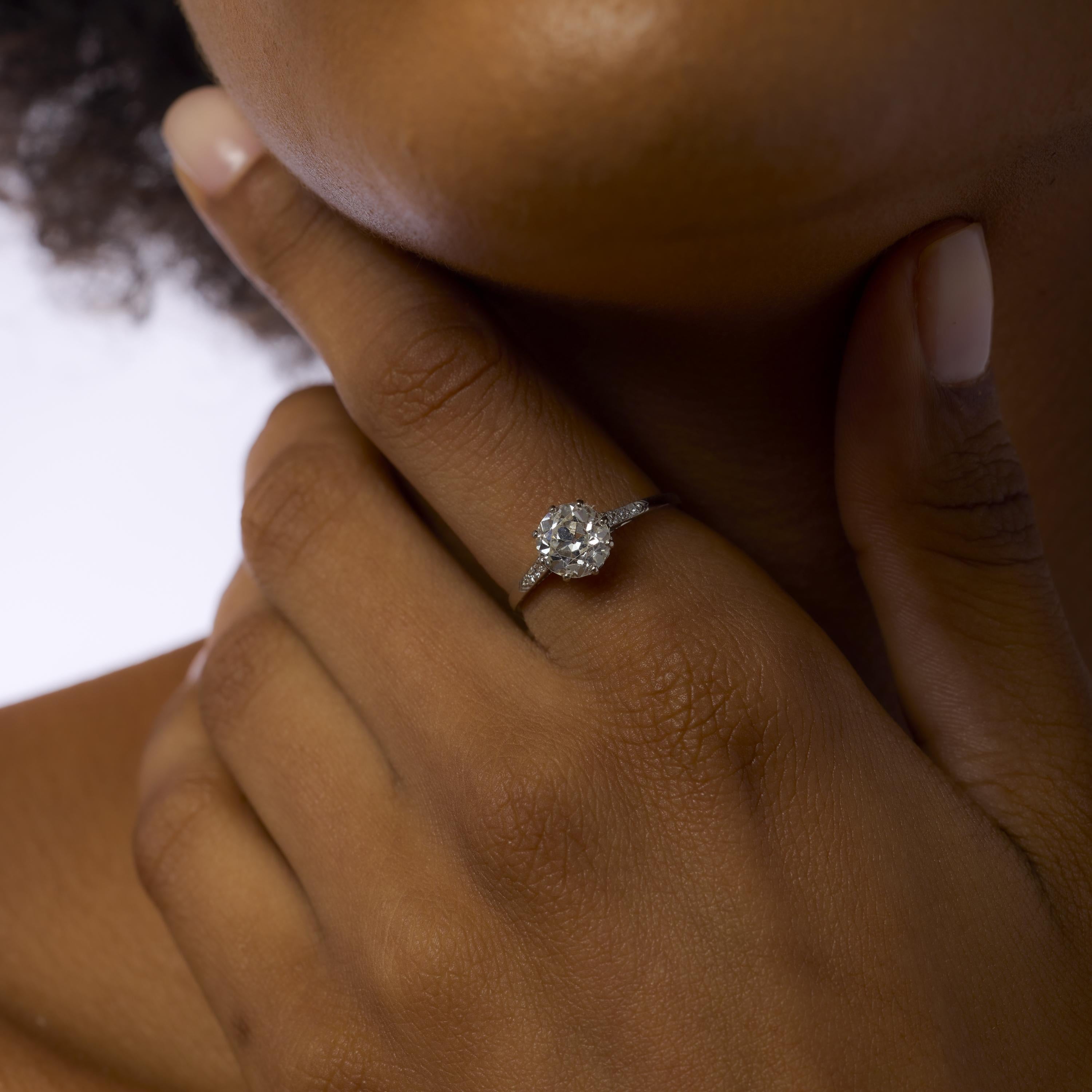Bague de fiançailles Art déco en platine avec diamant de 1.81 carat certifié GIA en vente 1