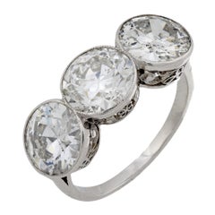 Art Deco 5.00 carat diamond platinum three stone ring