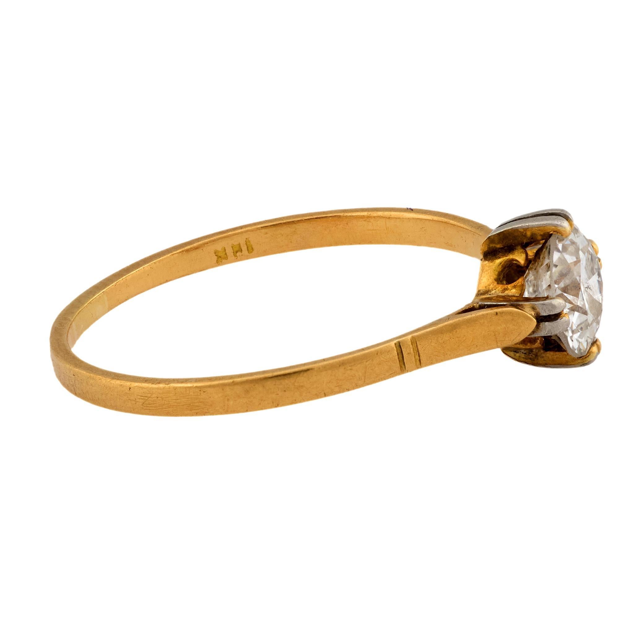 Taille vieille Europe Bague de fiançailles solitaire en or jaune 14k avec diamant victorien en vente