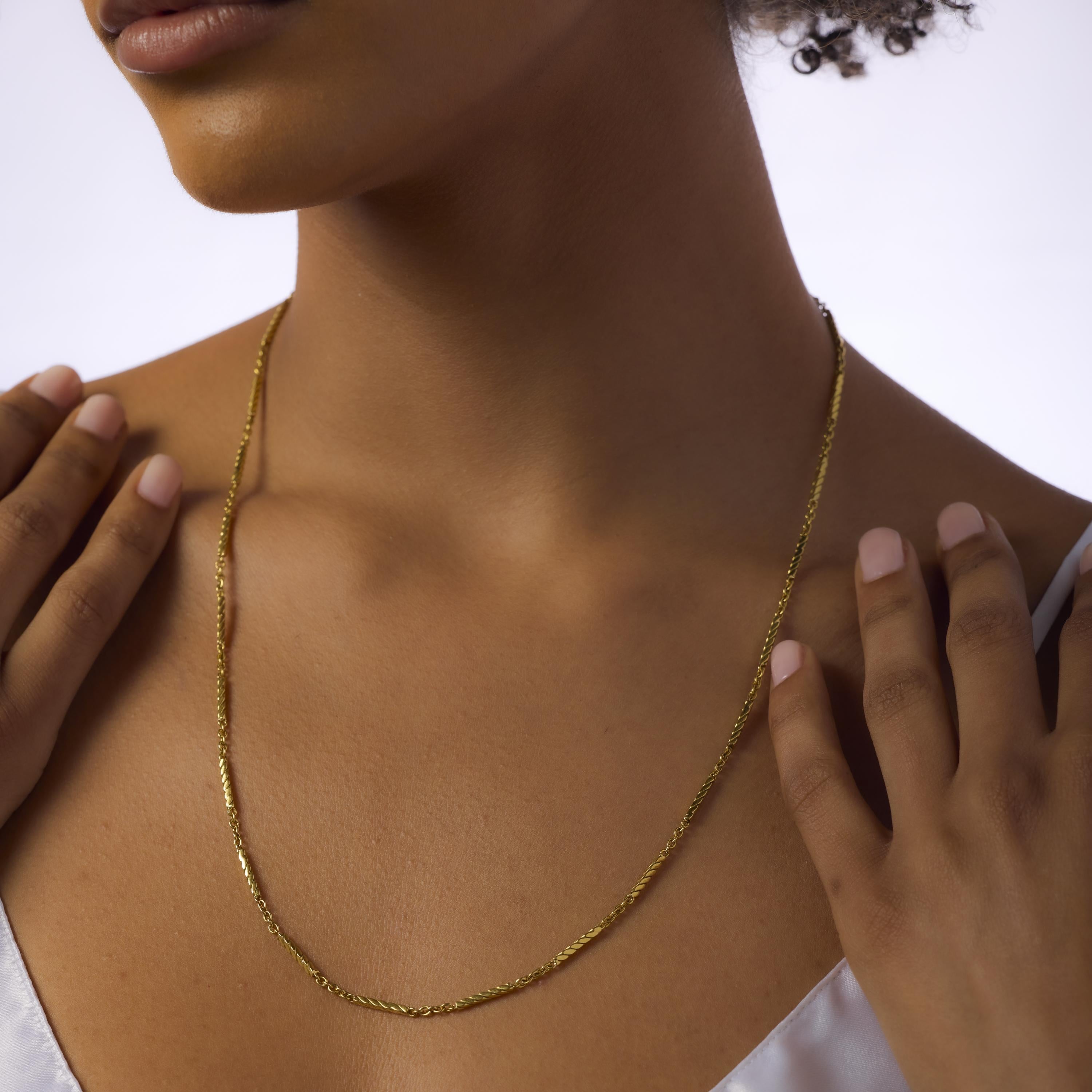 Moderno Collana a catena francese d'epoca in oro giallo 18 carati in vendita