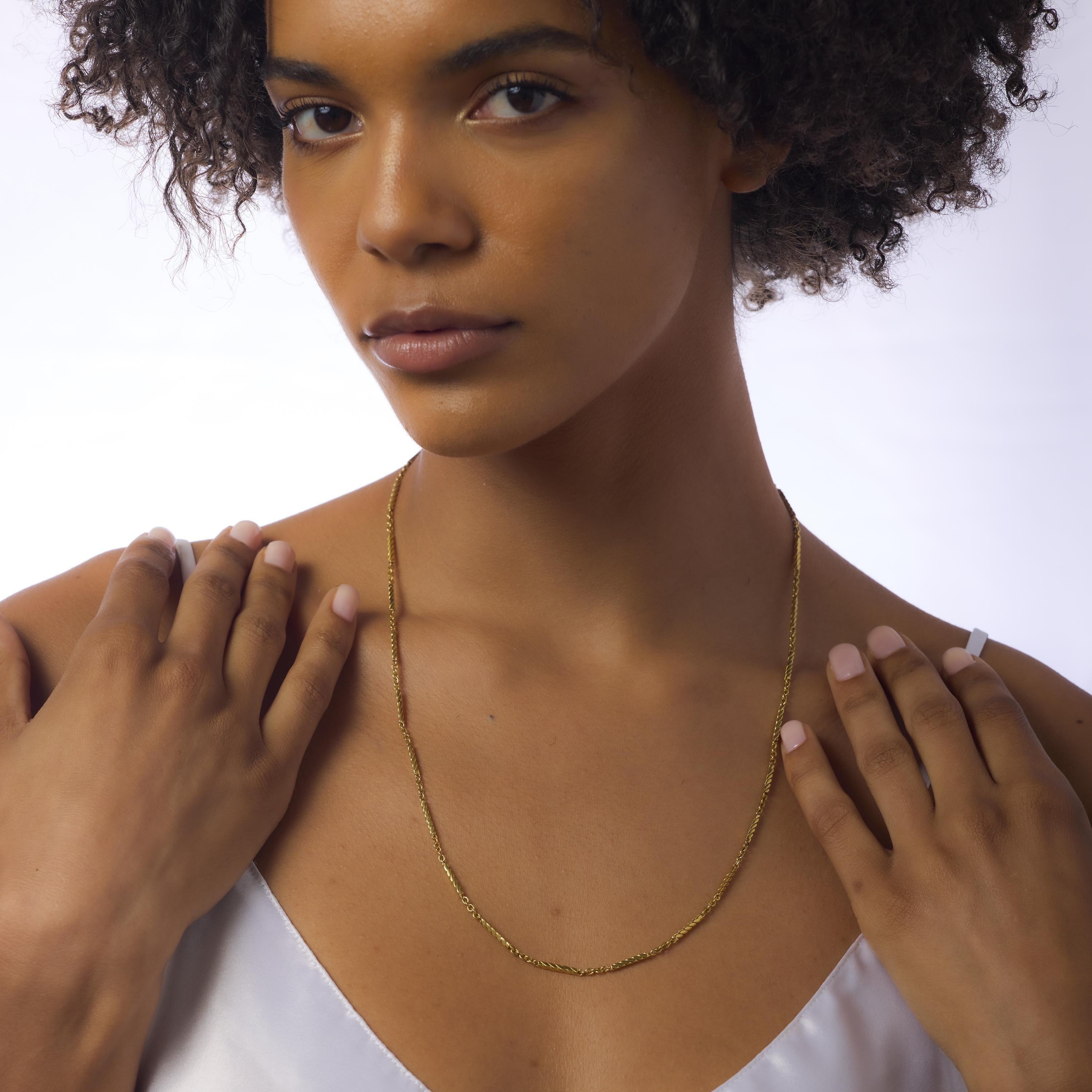 Collana a catena francese d'epoca in oro giallo 18 carati in vendita 1