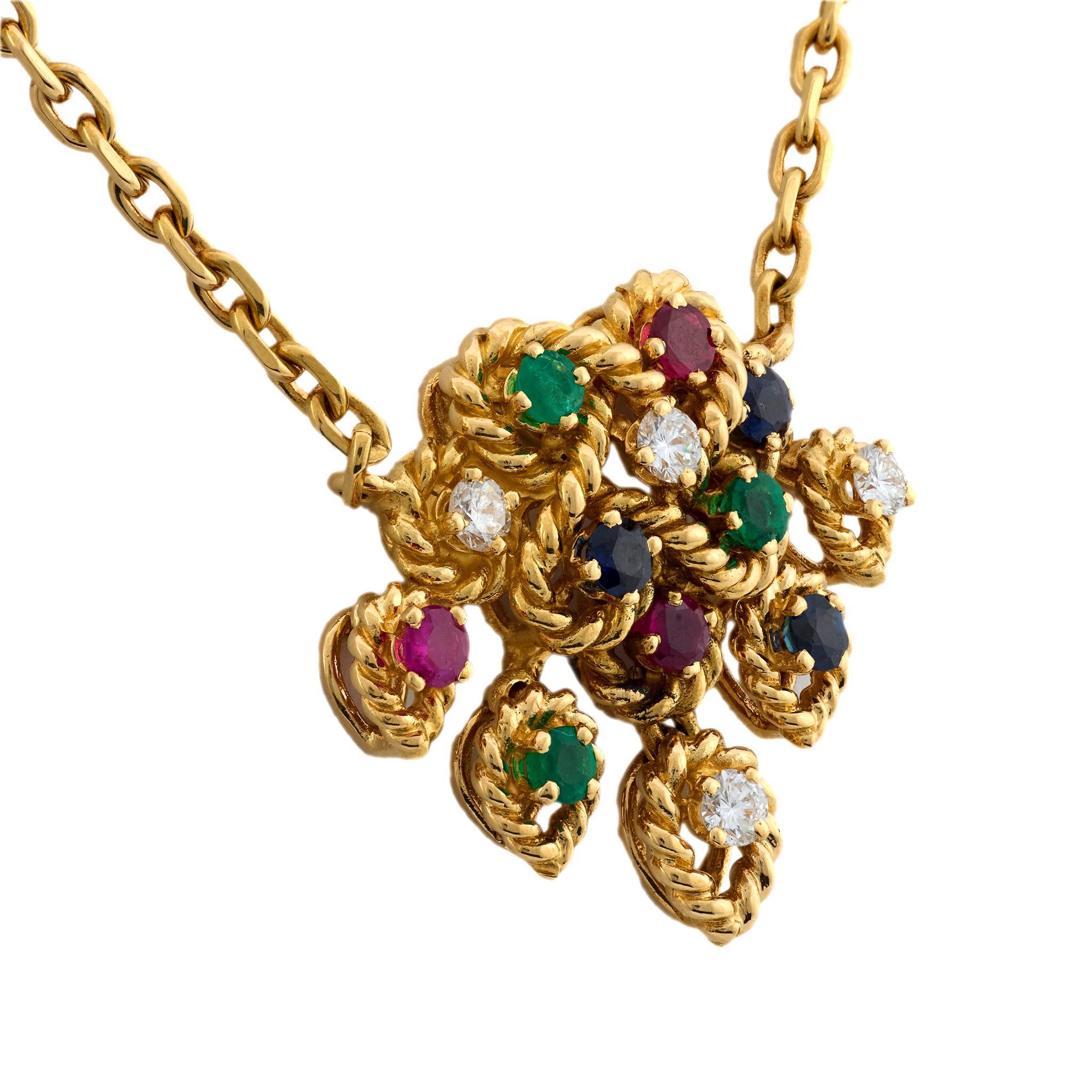 Moderne Collier Boucheron en or jaune 18k rubis émeraude saphir diamant en vente
