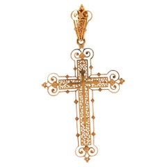 Pendentif croix en or jaune 18k de style victorien français