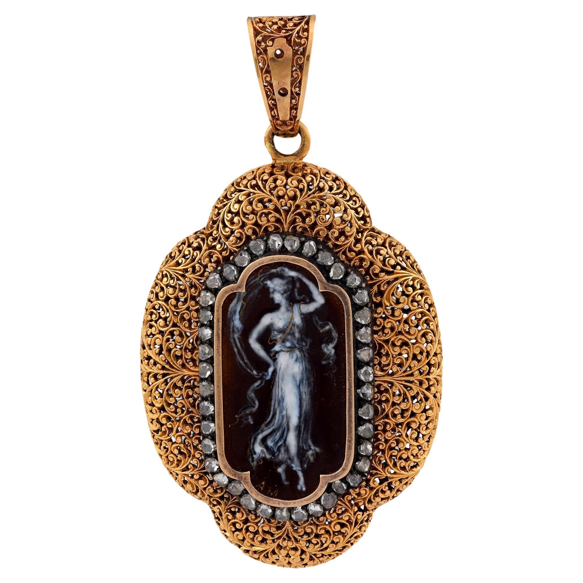 Pendentif victorien en or rose 18k, émaillé de diamants, représentant une femme en vente