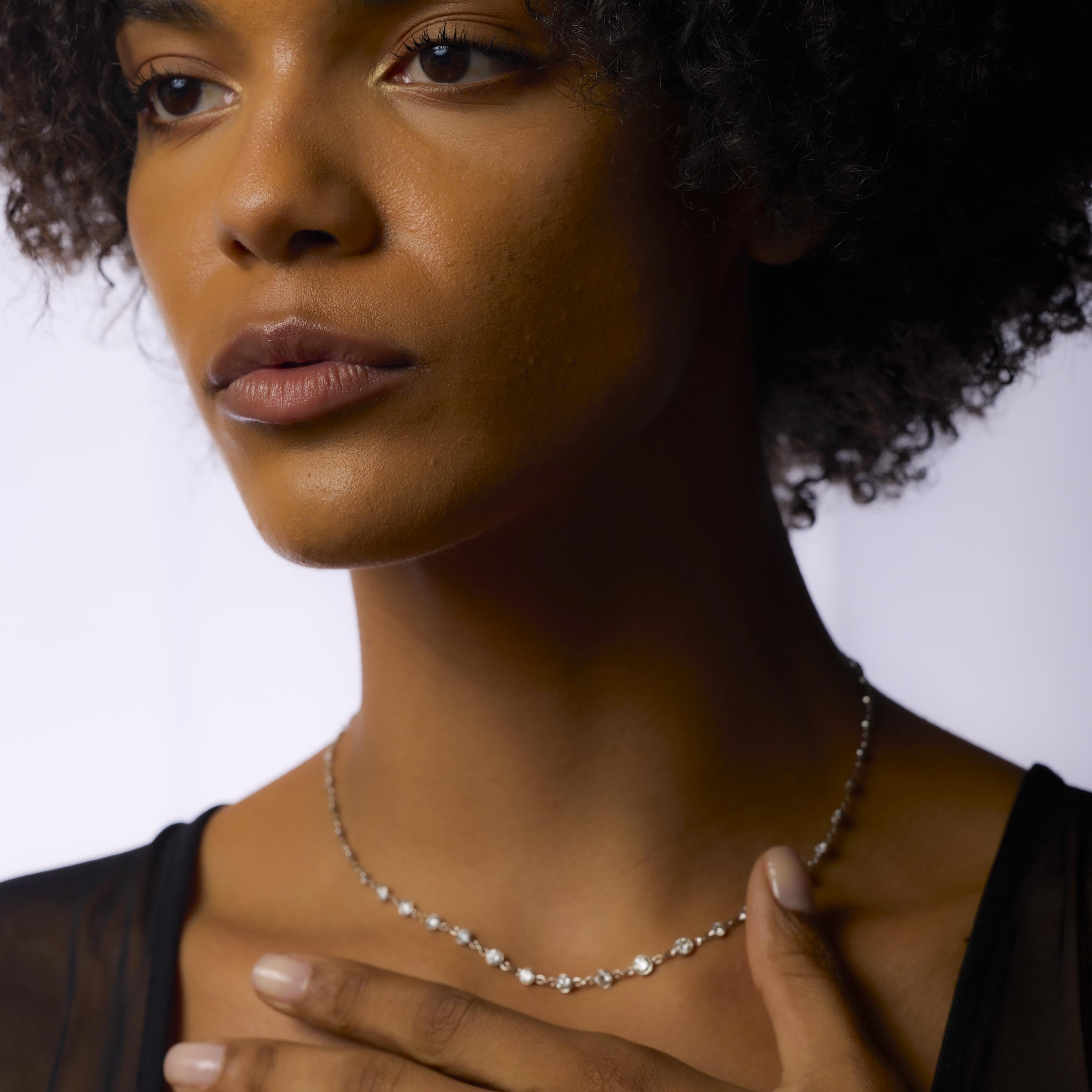 Collana girocollo con diamanti d'epoca da 4 carati in oro bianco 18 carati 