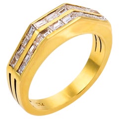 Vintage baguette cut diamond 18k yellow gold band ring