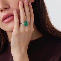 Anello francese in stile Mid-Century con smeraldo colombiano da 8,72 carati e diamanti (AGL)