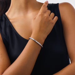 Mid Century 8.00 carat diamond 18k white gold tennis bracelet