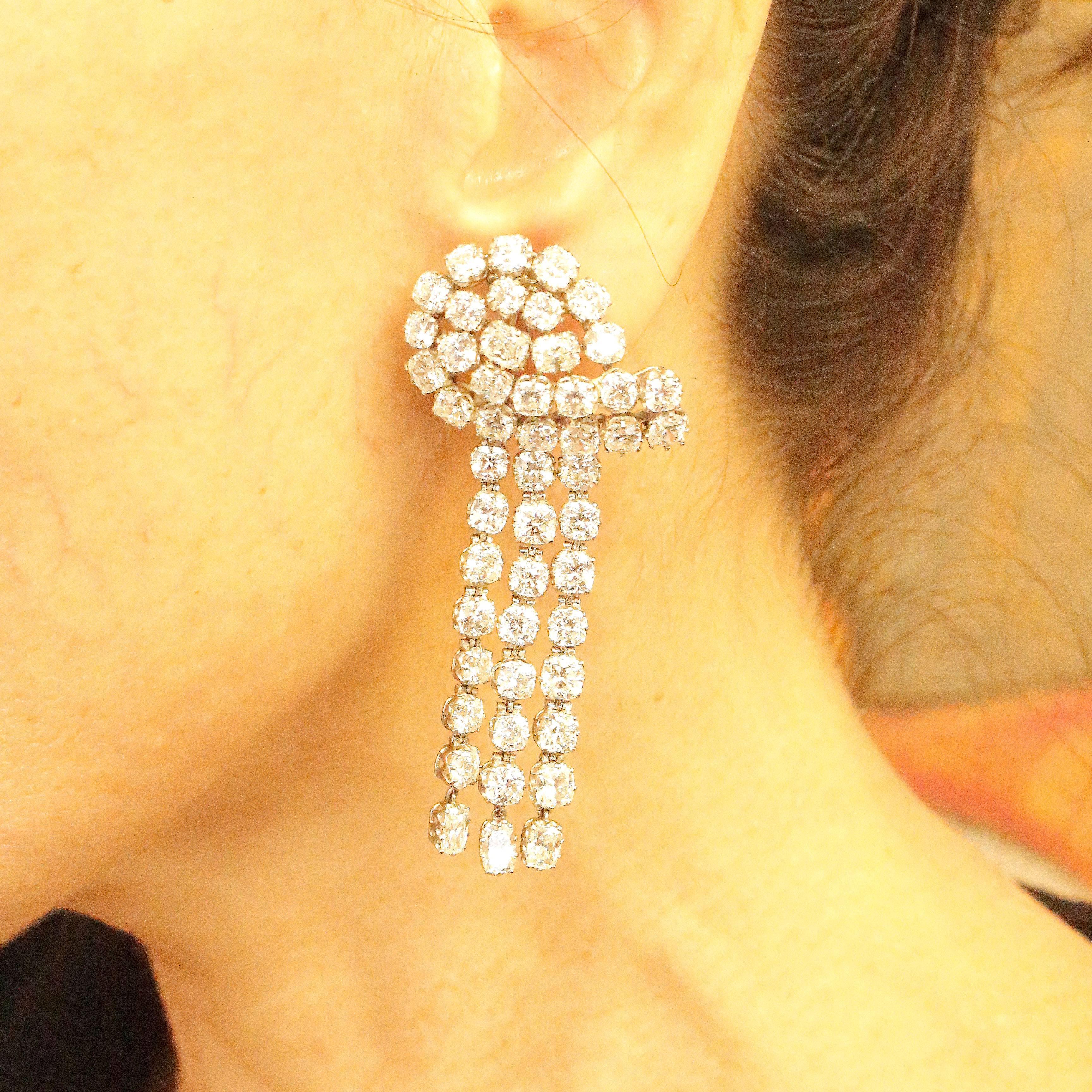 Modern 29.79 Carat Diamond Chandelier Platinum Earrings