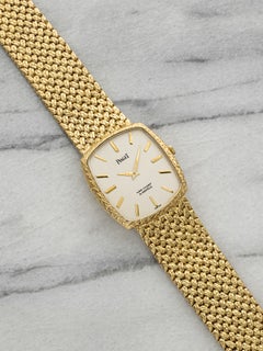 Vintage-Modell aus den 1970er Jahren: Piaget Van 9741D2, 18 Karat Gelbgold, Zifferblatt mit „Cleef & Arpels“-Prägung, Handaufzug, 28 mm