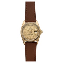 Vintage 1982 Rolex Day-Date 18038 18K Yellow Gold Champagne Linen Dial Auto 36mm