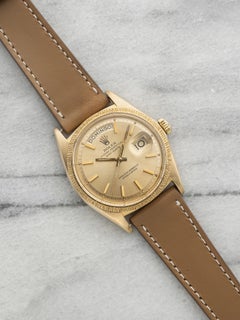 Rolex Day-Date 1968 vintage, référence 1807, or jaune 18 carats, cadran « Spanish Day » couleur champagne, mouvement automatique, 36 mm