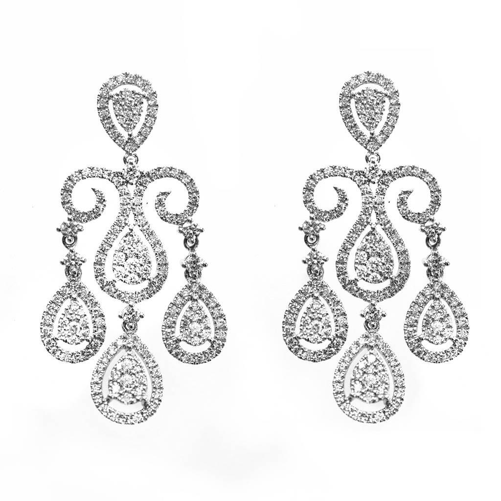 2.65 Carat Diamonds Gold Chandelier Earrings