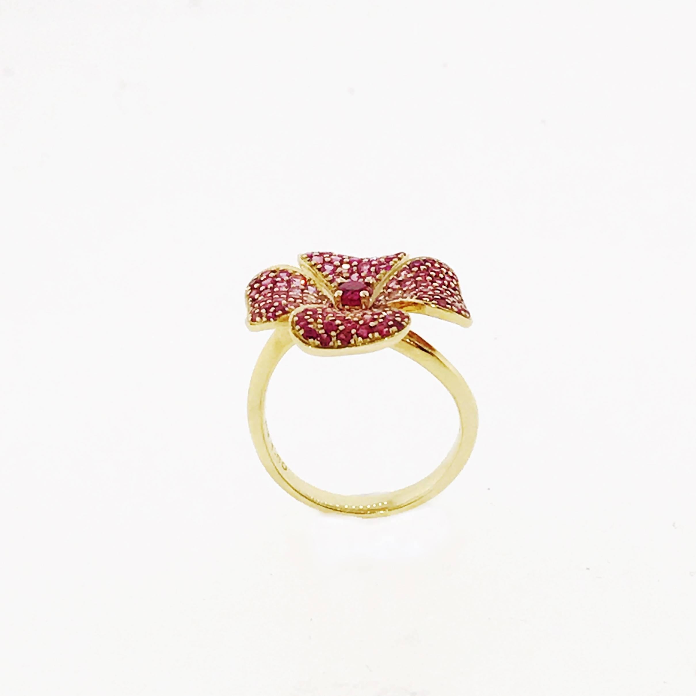 Ruby Pink Sapphire Yellow Gold Flower Ring For Sale 1