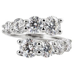 Anillo envolvente en espiral con diamantes naturales de tamaño decreciente de ADA Jewelry, 2,15 quilates