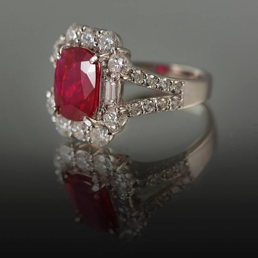 No Heat GIA Cert Ruby Diamond Platinum Ring  In Excellent Condition In Sarasota, FL