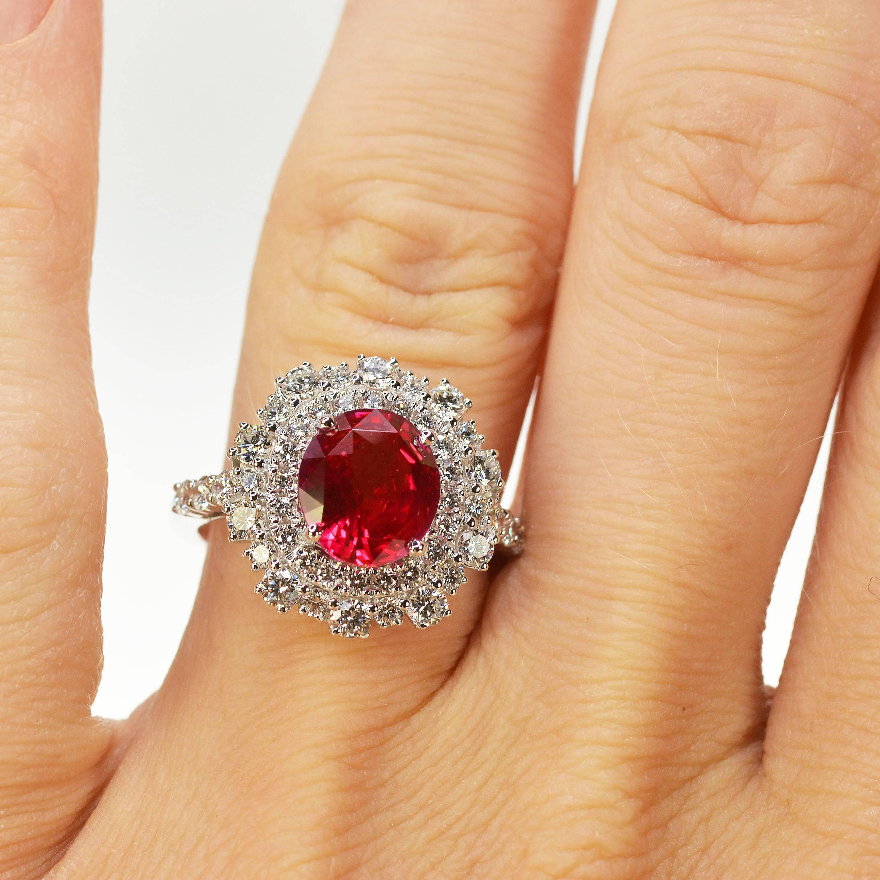 3.55 Carat AGL Certified No Heat Ruby Diamond Gold Ring In Excellent Condition For Sale In Sarasota, FL