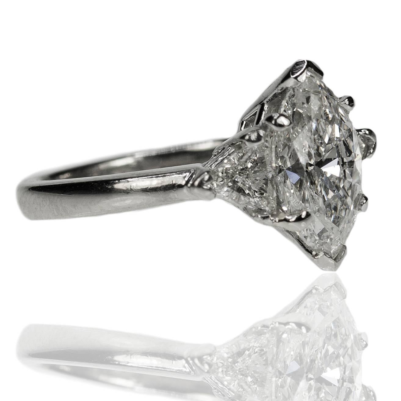 Marquise Cut Platinum Ring with 2.04 Carat Marquis Cut Diamond