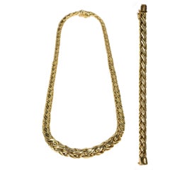 Tiffany & Co. Suite de colliers et de bracelets en tissu russe