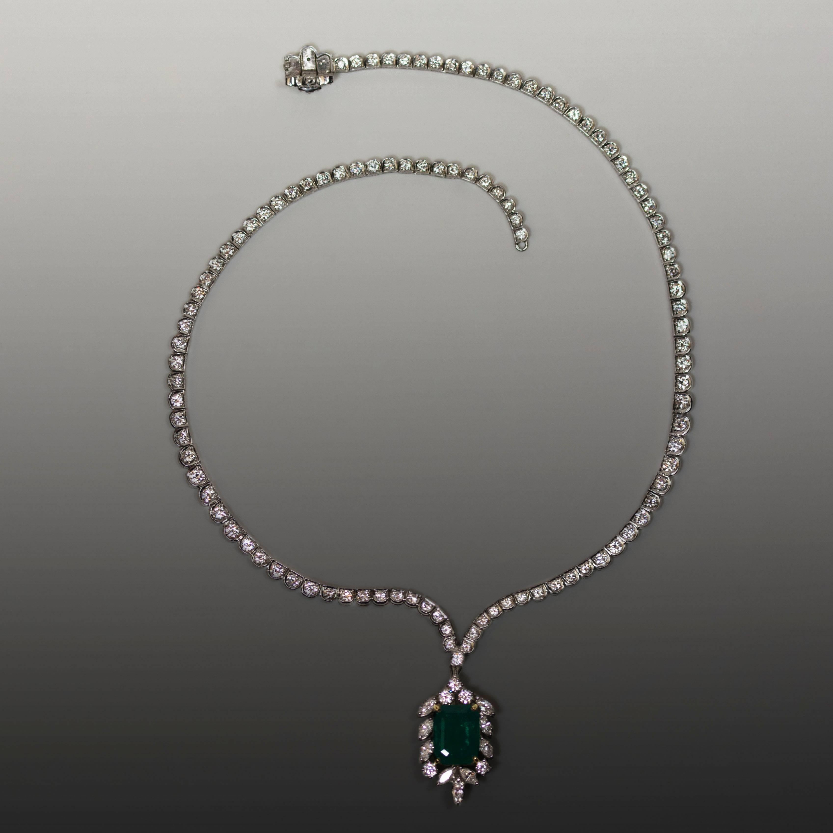 emerald and diamond pendant necklace