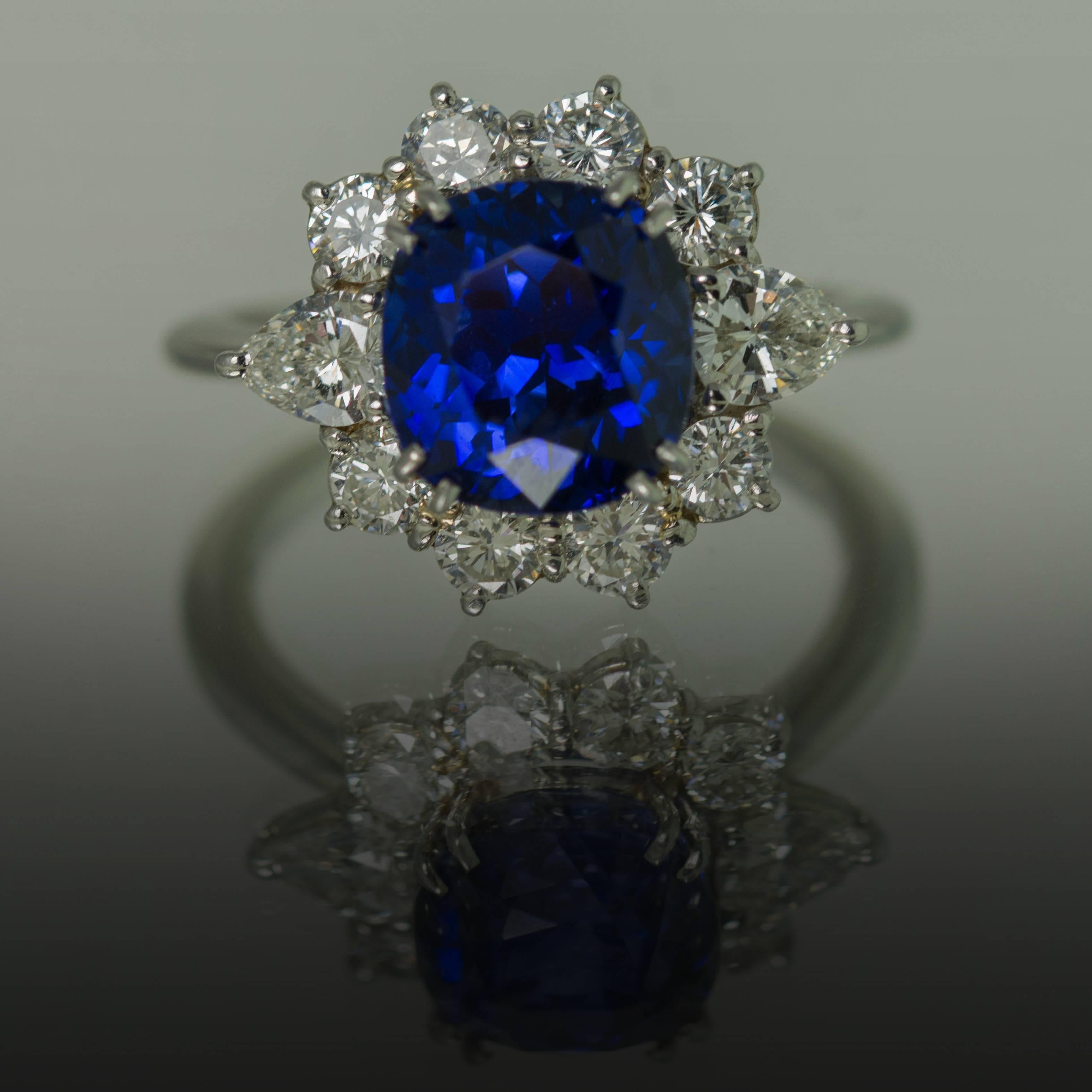 5.78 Carat Sapphire Platinum Ring For Sale at 1stDibs