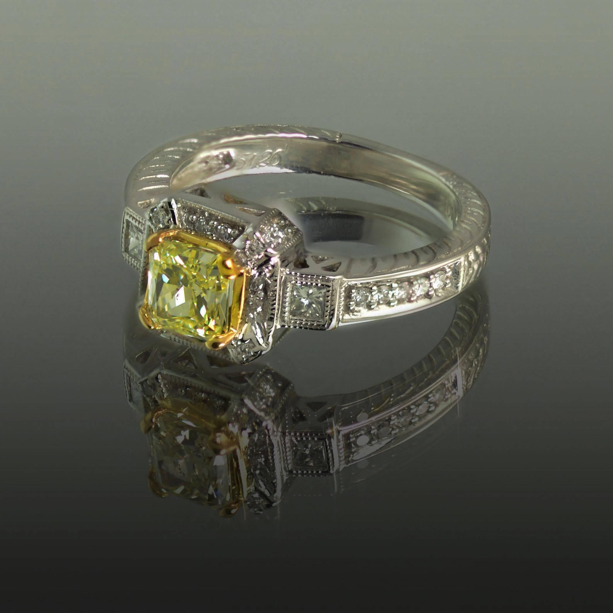 Canary Diamond Two Color Gold Ring In Excellent Condition For Sale In Sarasota, FL