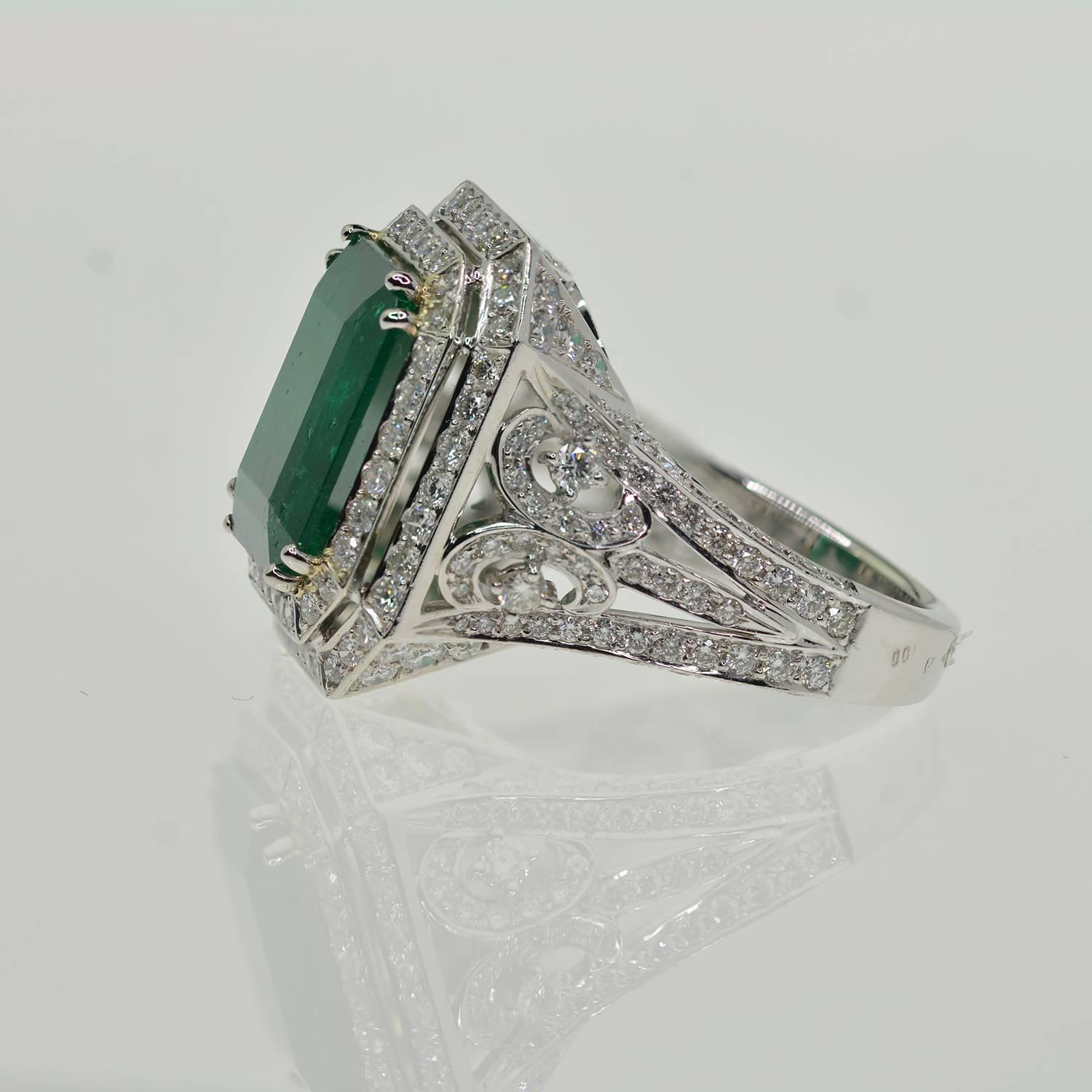 Gubelin Cert 6.81 Carat Emerald Diamond Platinum Ring  In Excellent Condition For Sale In Sarasota, FL