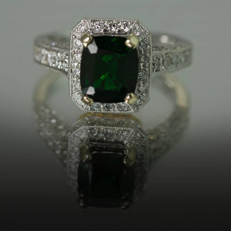 Chrome Tourmaline Diamond Gold Ring  In Excellent Condition For Sale In Sarasota, FL