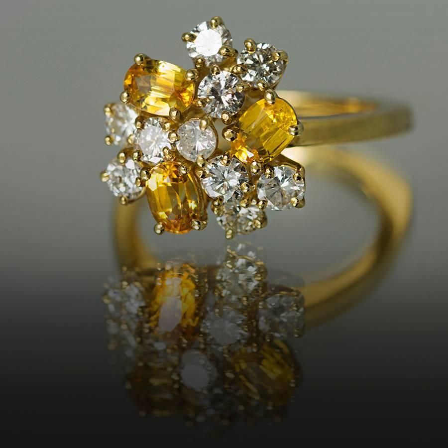 Yellow Sapphire Diamond Gold Ring  In Excellent Condition In Sarasota, FL