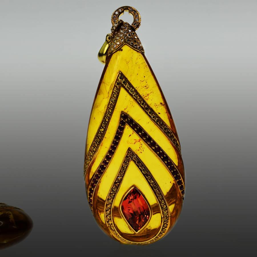Amber Burma Ruby Yellow Diamond Gold Earring Pendant Suite In Excellent Condition In Sarasota, FL