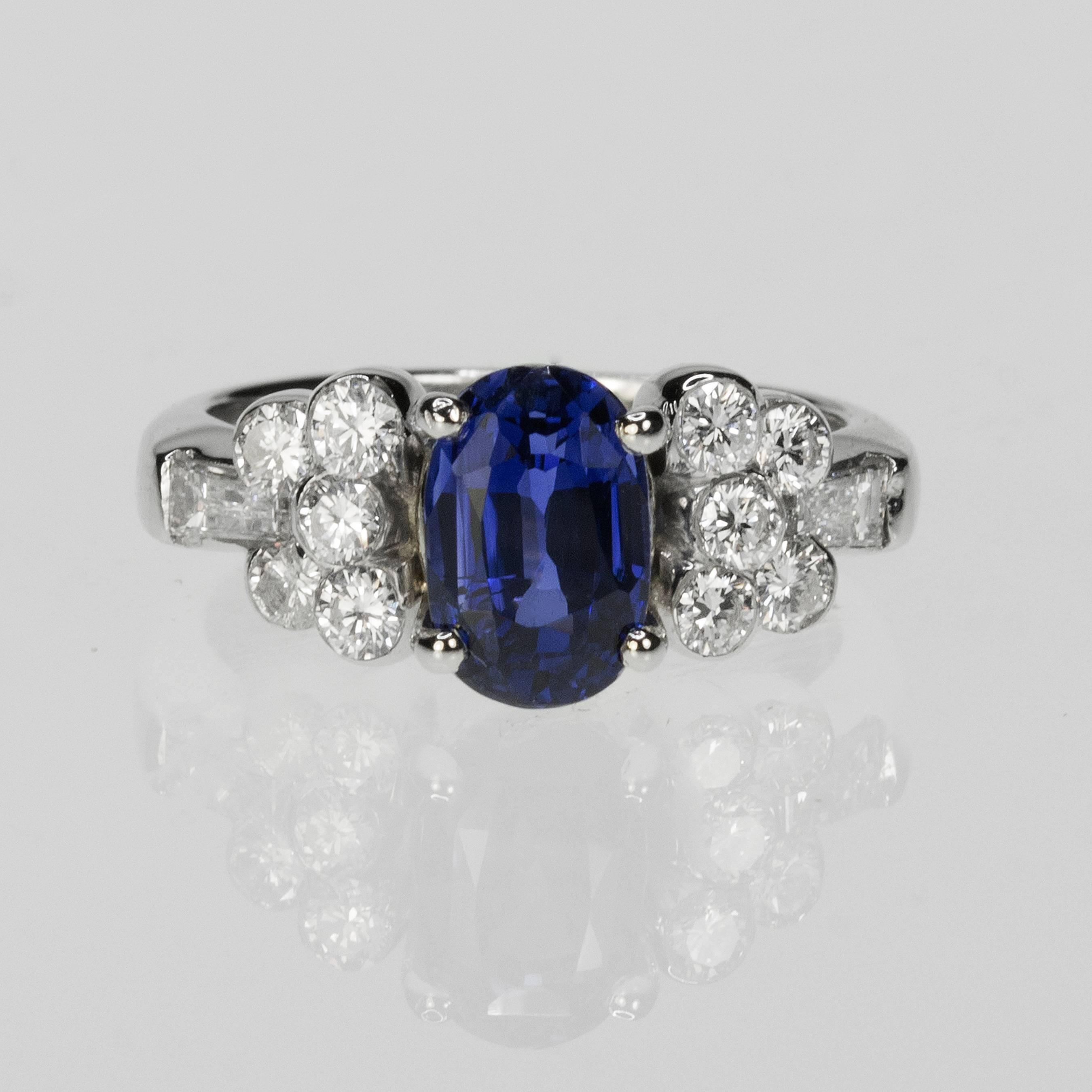 18 Karat Ceylon Sapphire Ring For Sale 1