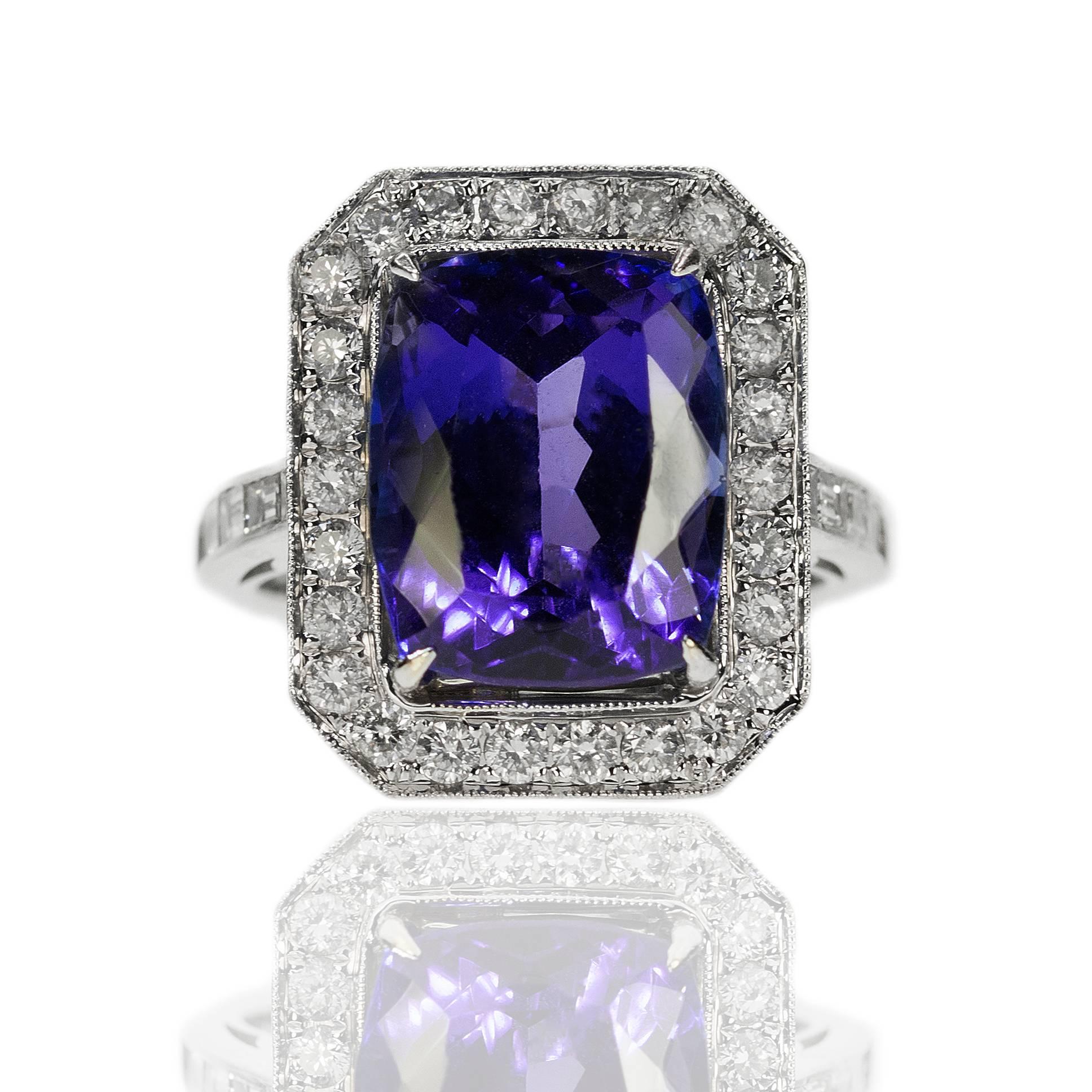 9.51 Carat Tanzanite Diamond Gold Ring 1