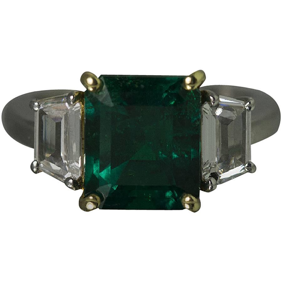 Platinum Ring with Gubelin Certified Emerald For Sale