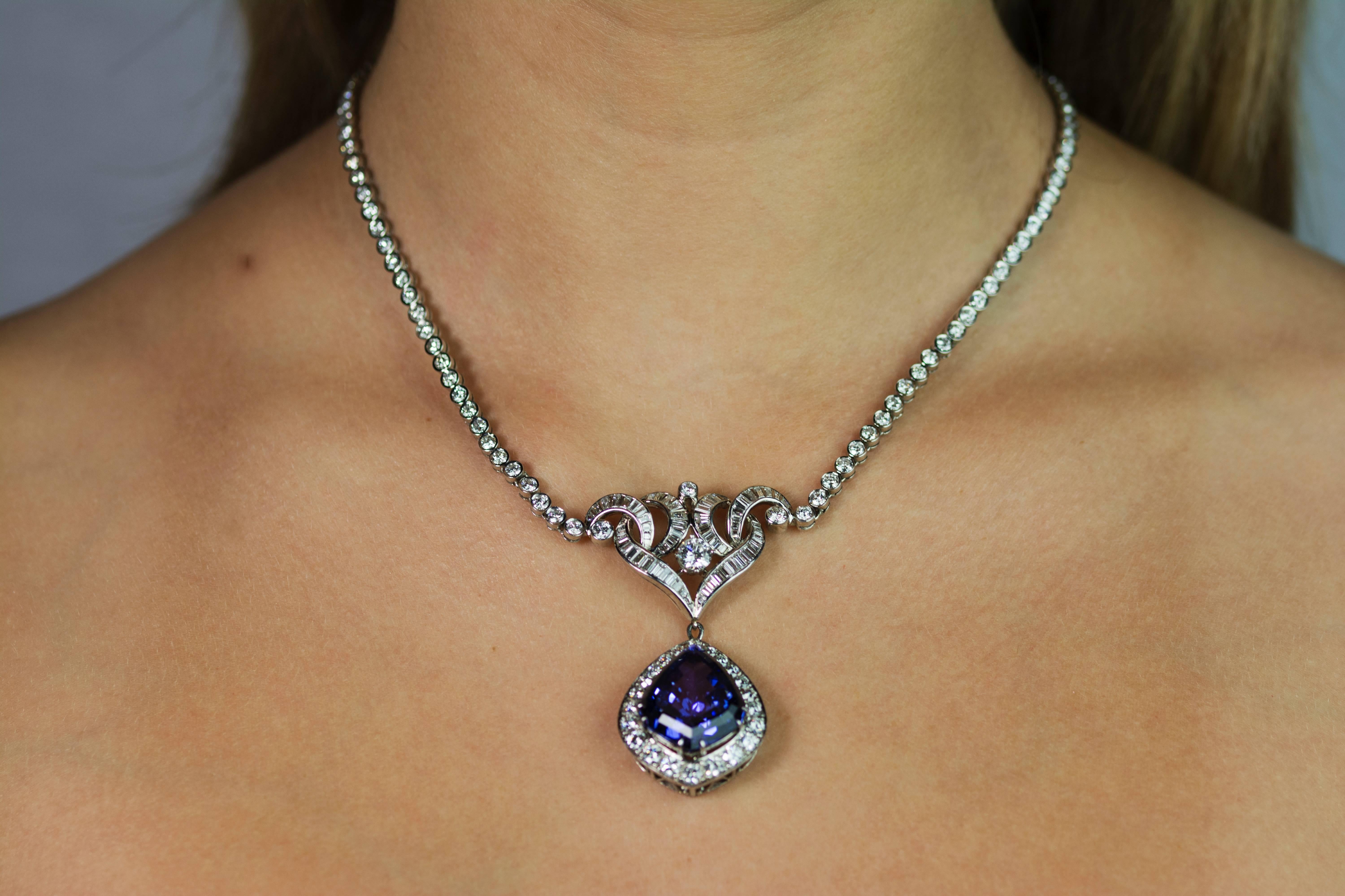 Tanzanite Drop Diamond Platinum Necklace In Excellent Condition In Sarasota, FL