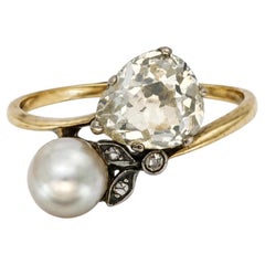 Jugendstil toi et moi pearl and pear shaped old cut diamond