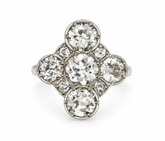 18k white gold diamond modern Artdeco style quatrefoil ring