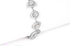 14K White Gold Diamond 70-Point Bracelet with Elegant Style & Radiant Brilliance