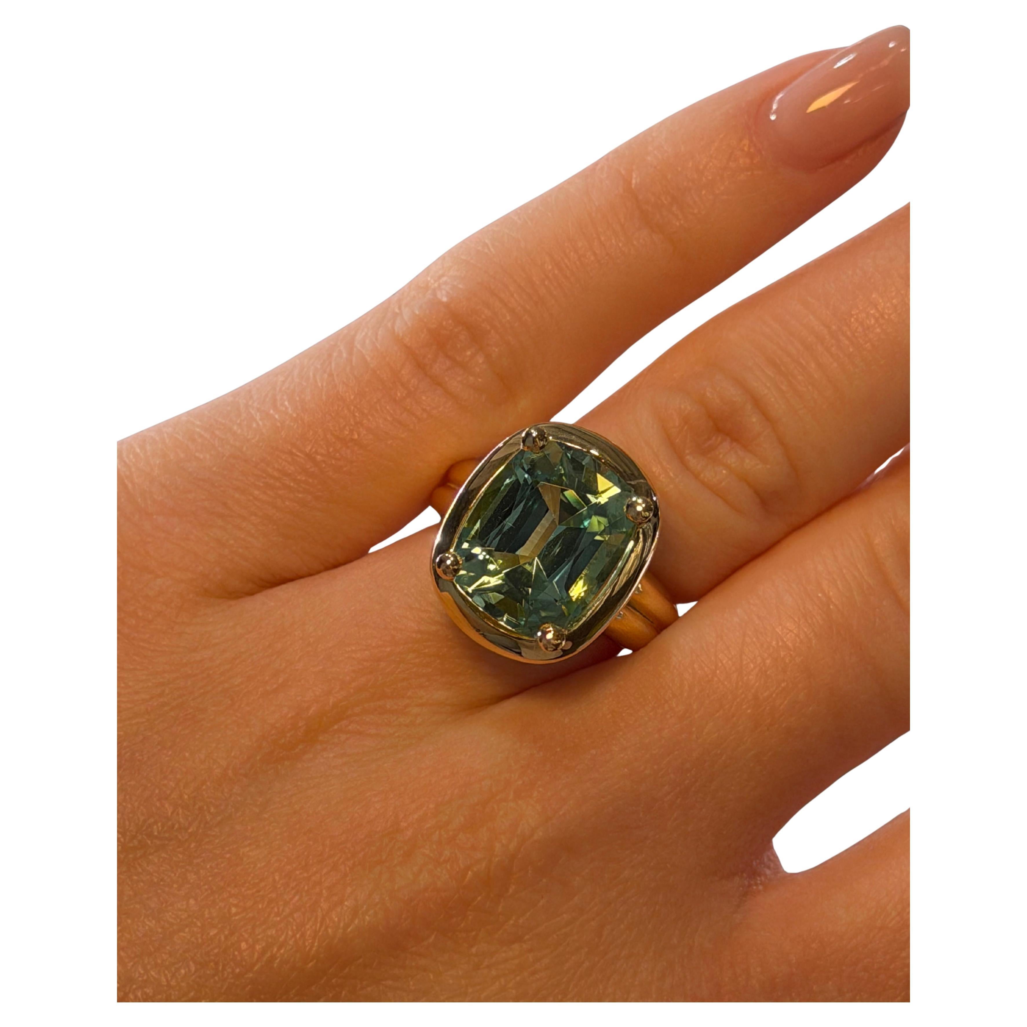 Gelbgold Mintgrüner Turmalin Moderner breiter Bandring im Angebot