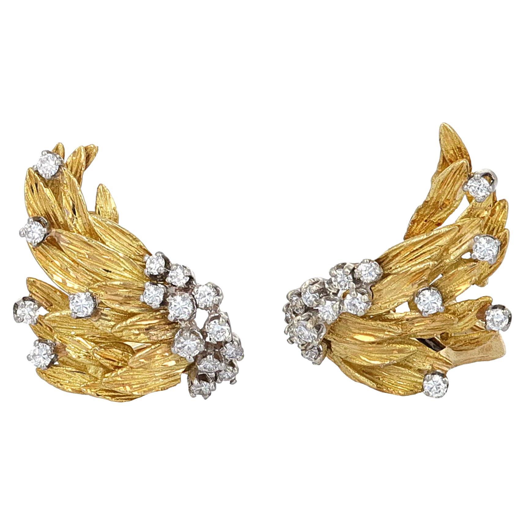 Boucles d'oreilles à levier en or jaune et diamant, françaises 