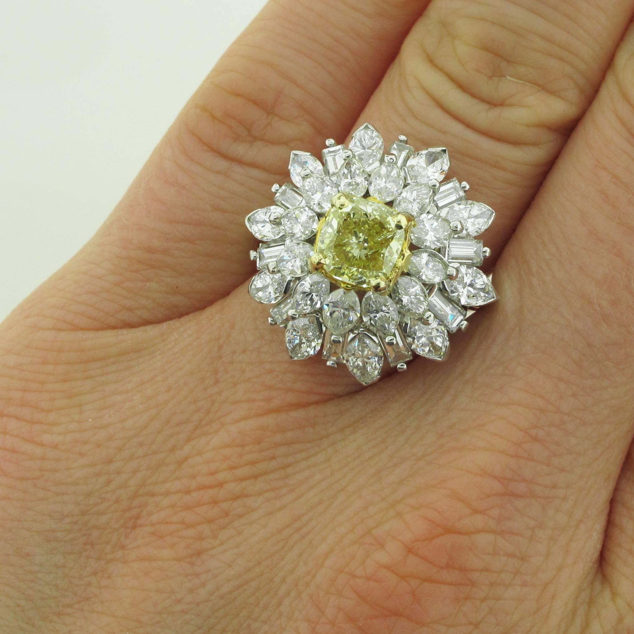 1.64 Carat Fancy Light Yellow Cushion Cut Diamond Ring, GIA Certificate In Excellent Condition In Beverly Hills, CA