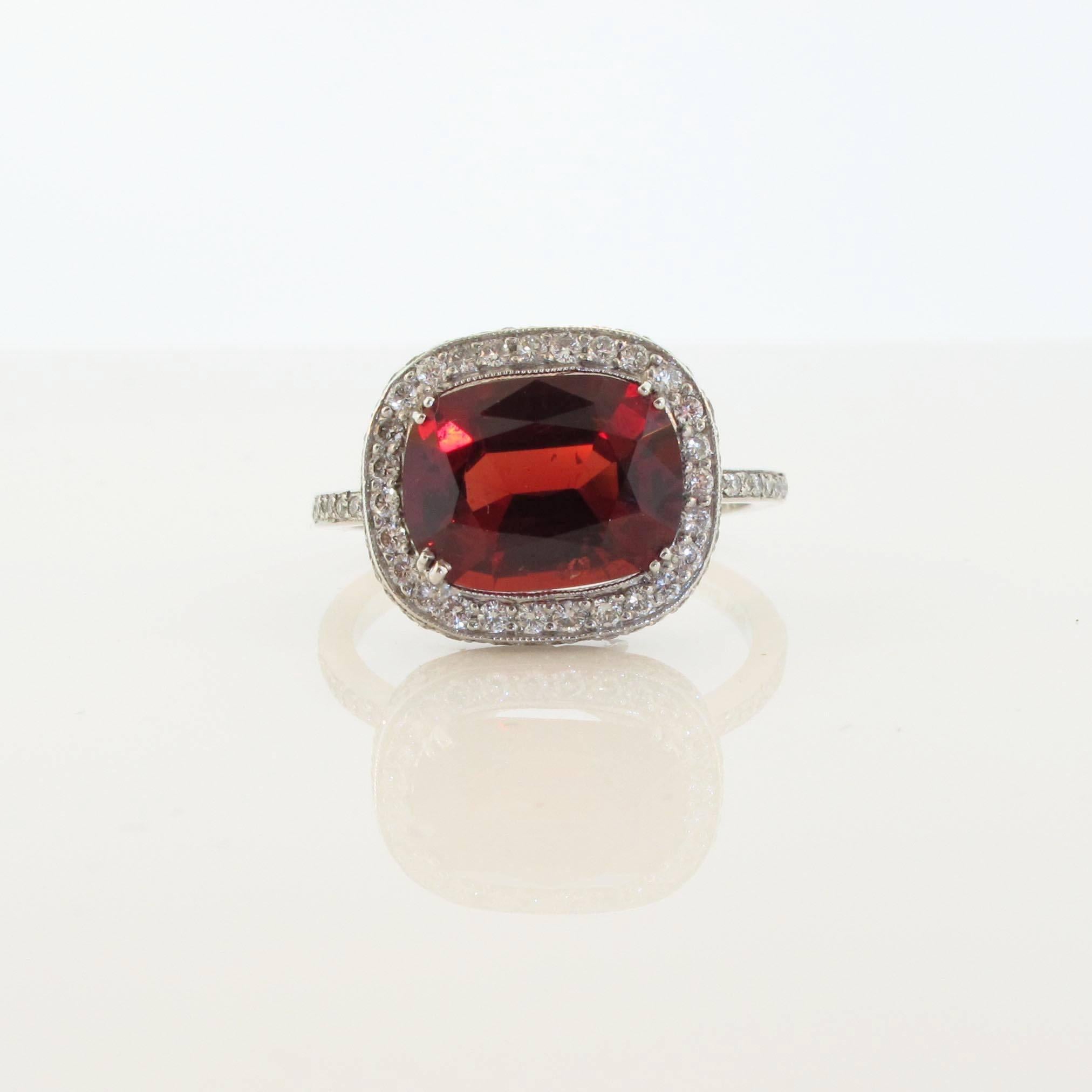 3.40 Carat, Platinum Spinel and Diamond Cocktail Ring In Excellent Condition In Beverly Hills, CA