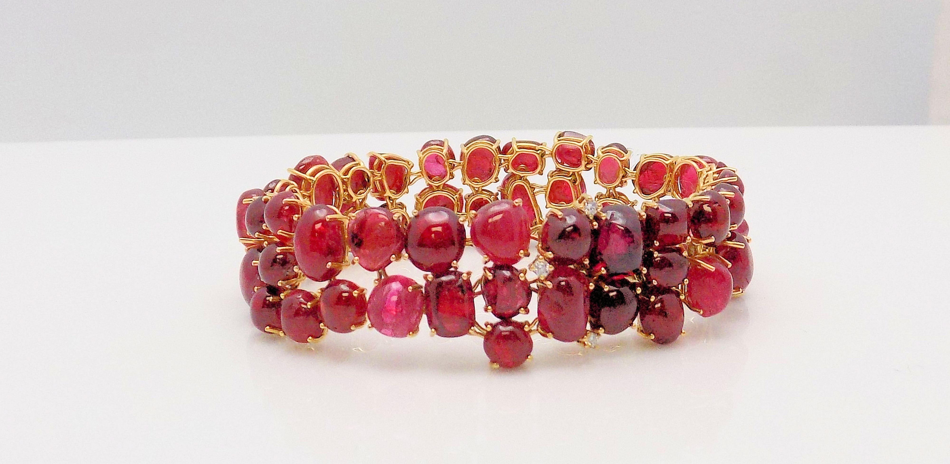 Handmade Red Spinel Bracelet In Excellent Condition For Sale In Dallas, TX