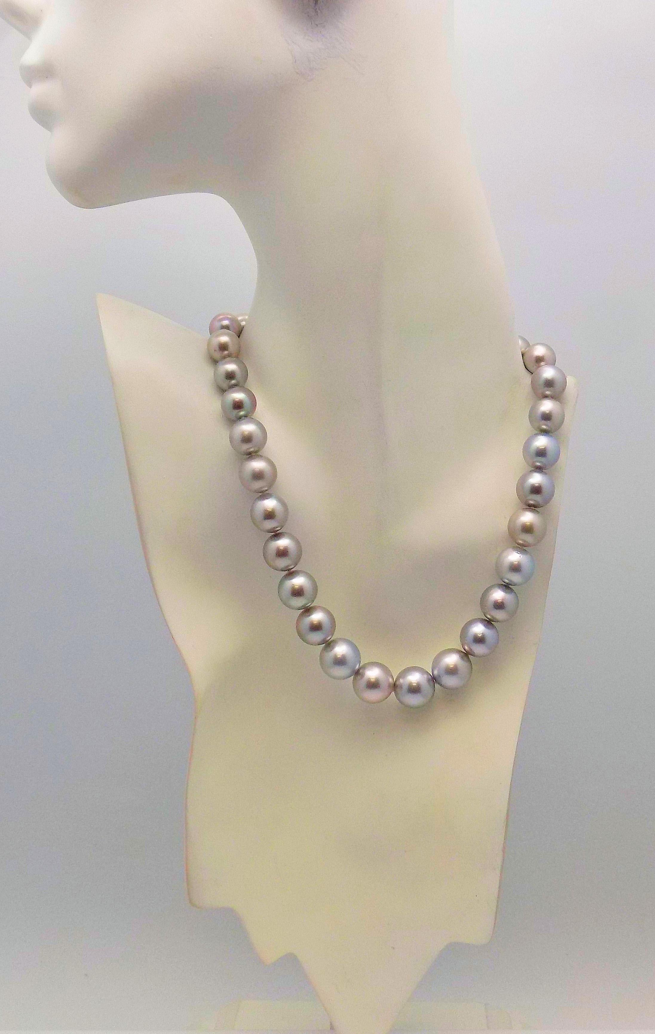 Women's or Men's Strand Platinum South Sea Cultured Pearls For Sale