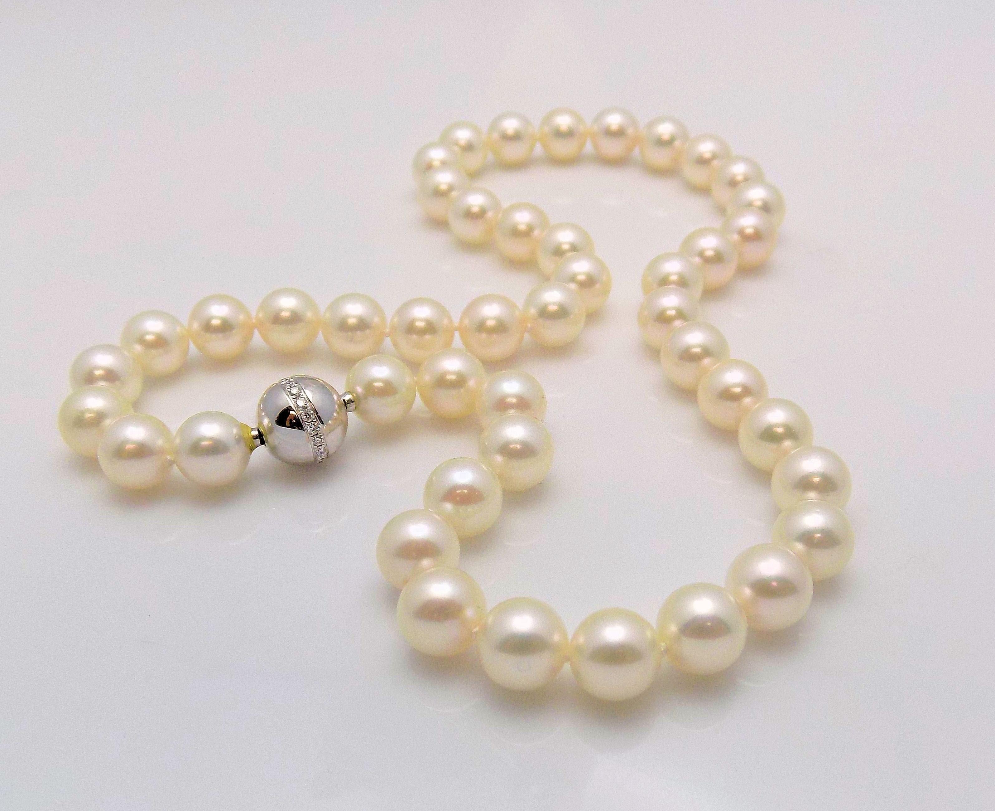 Strand of 45 Cream Rose Cultured Pearls For Sale 1
