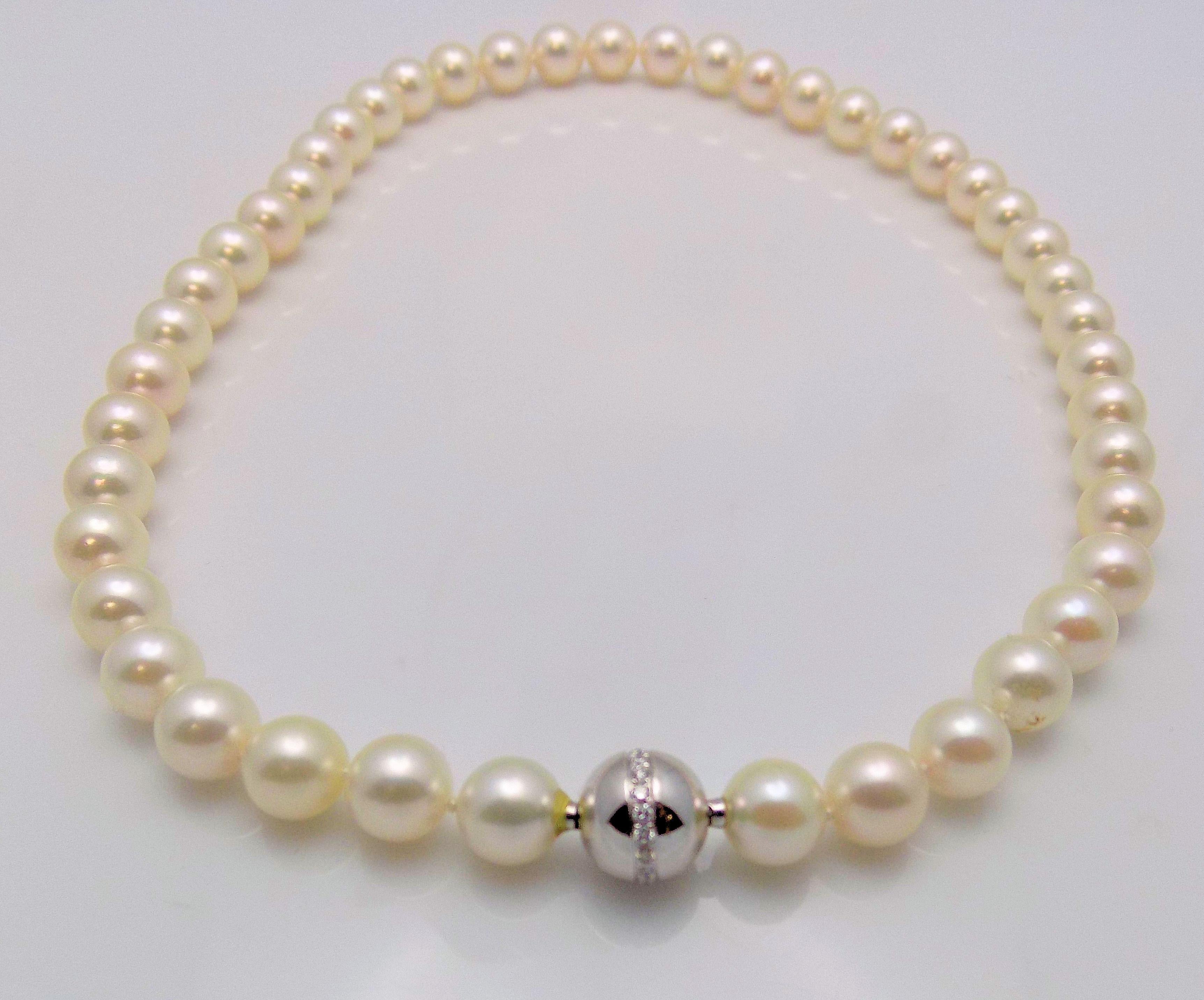 Strand of 45 Cream Rose Cultured Pearls For Sale 2