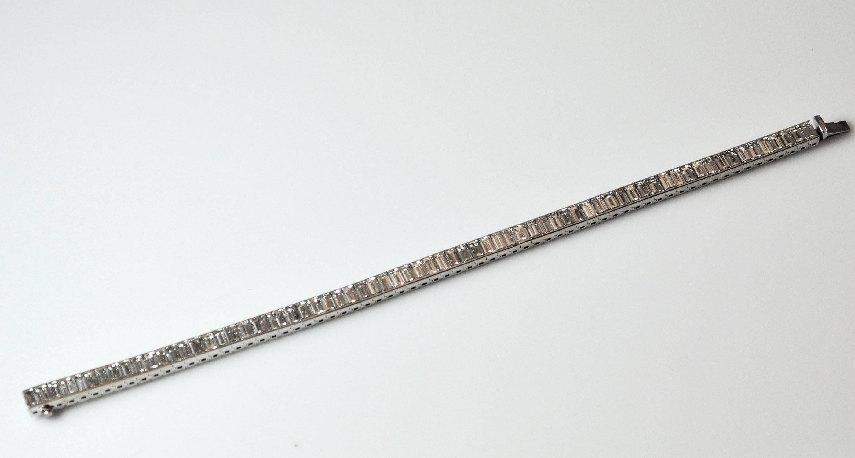 Women's Baguette Diamond Gold Line Bracelet