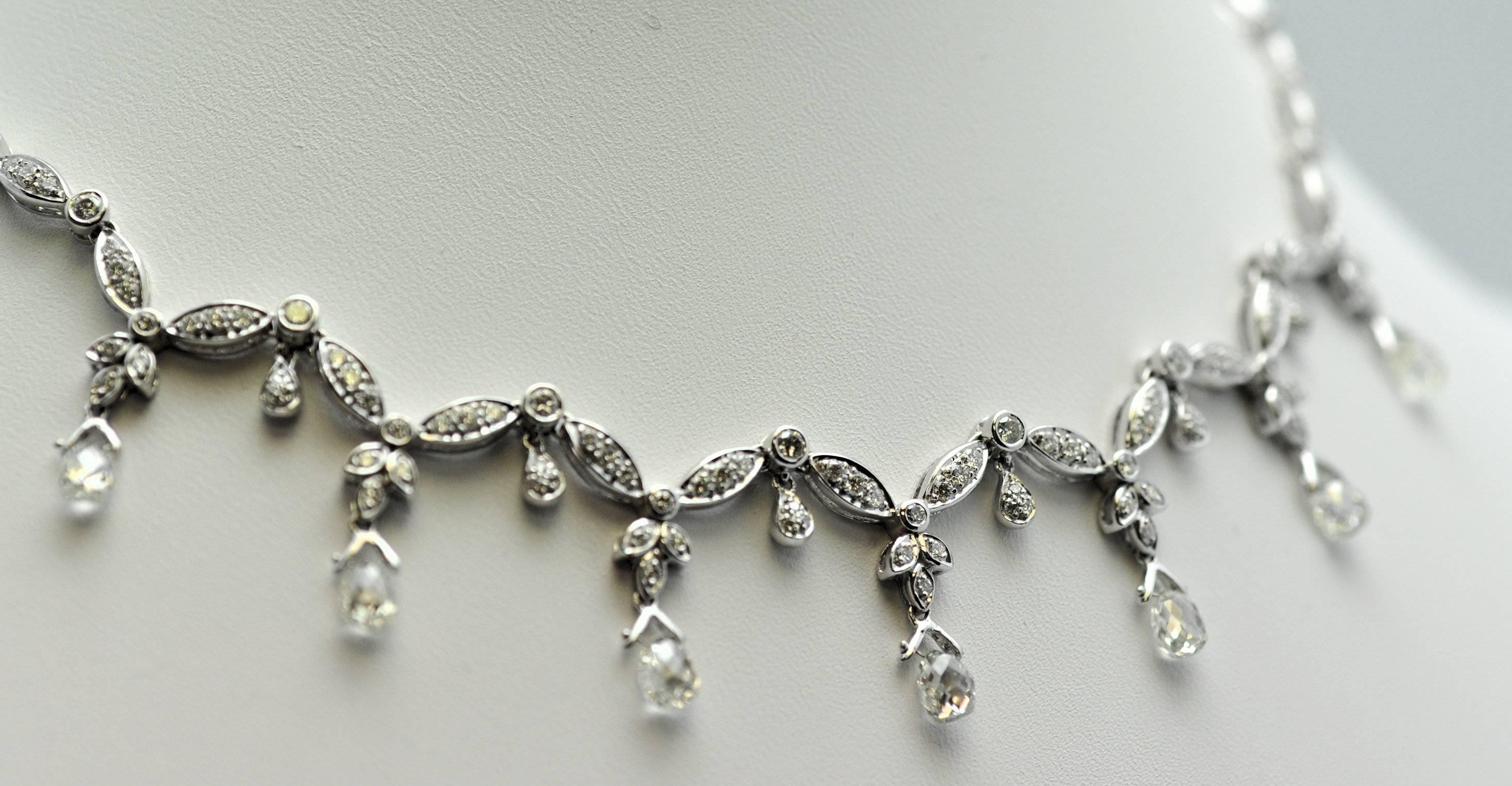Women's Robert Wander Inc. Belle Époque Style Briolette Diamond Gold Necklace For Sale