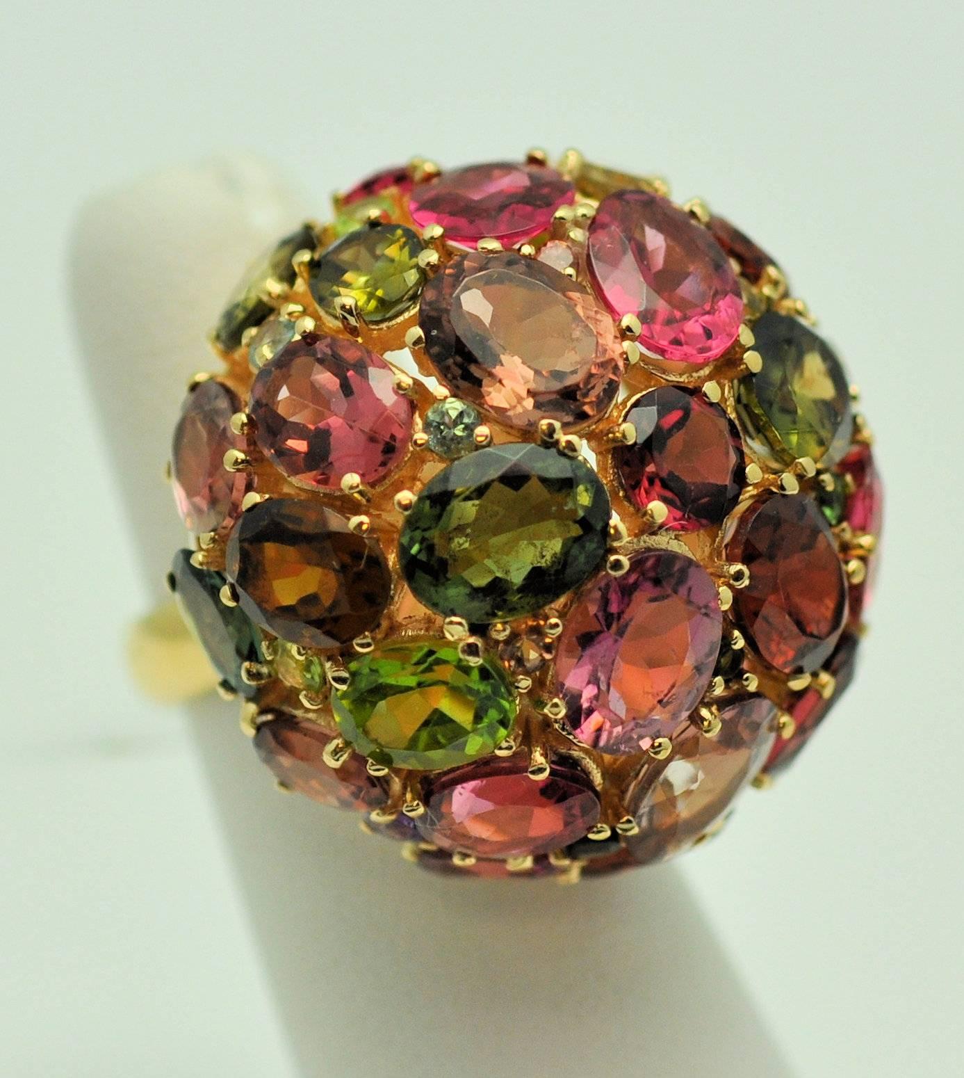 1980s Large Round Domed Colored Stone Gold Ring  1